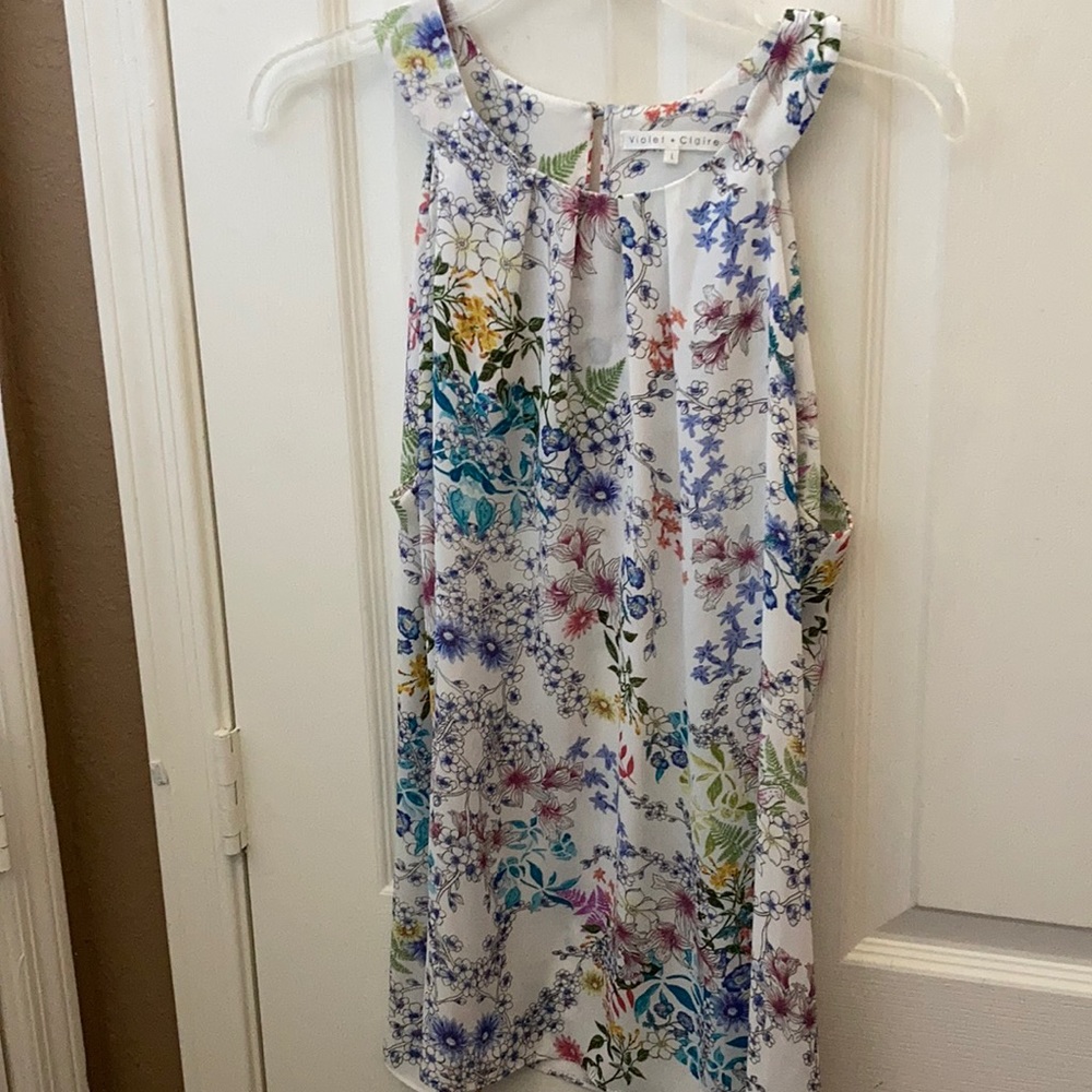 FINAL MARKDOWN Ladies violet and Claire top large